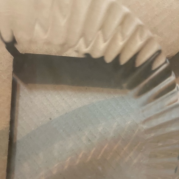 ****Donated***GLASS serving dish 12.5” - Picture 3 of 6